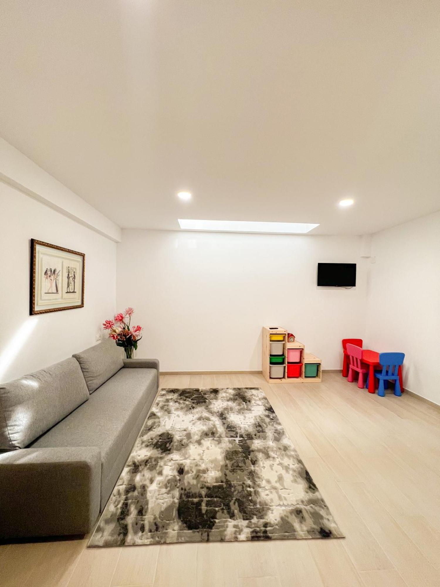 Cozy And Modern Family Flat Carihuela Lägenhet Torremolinos Exteriör bild