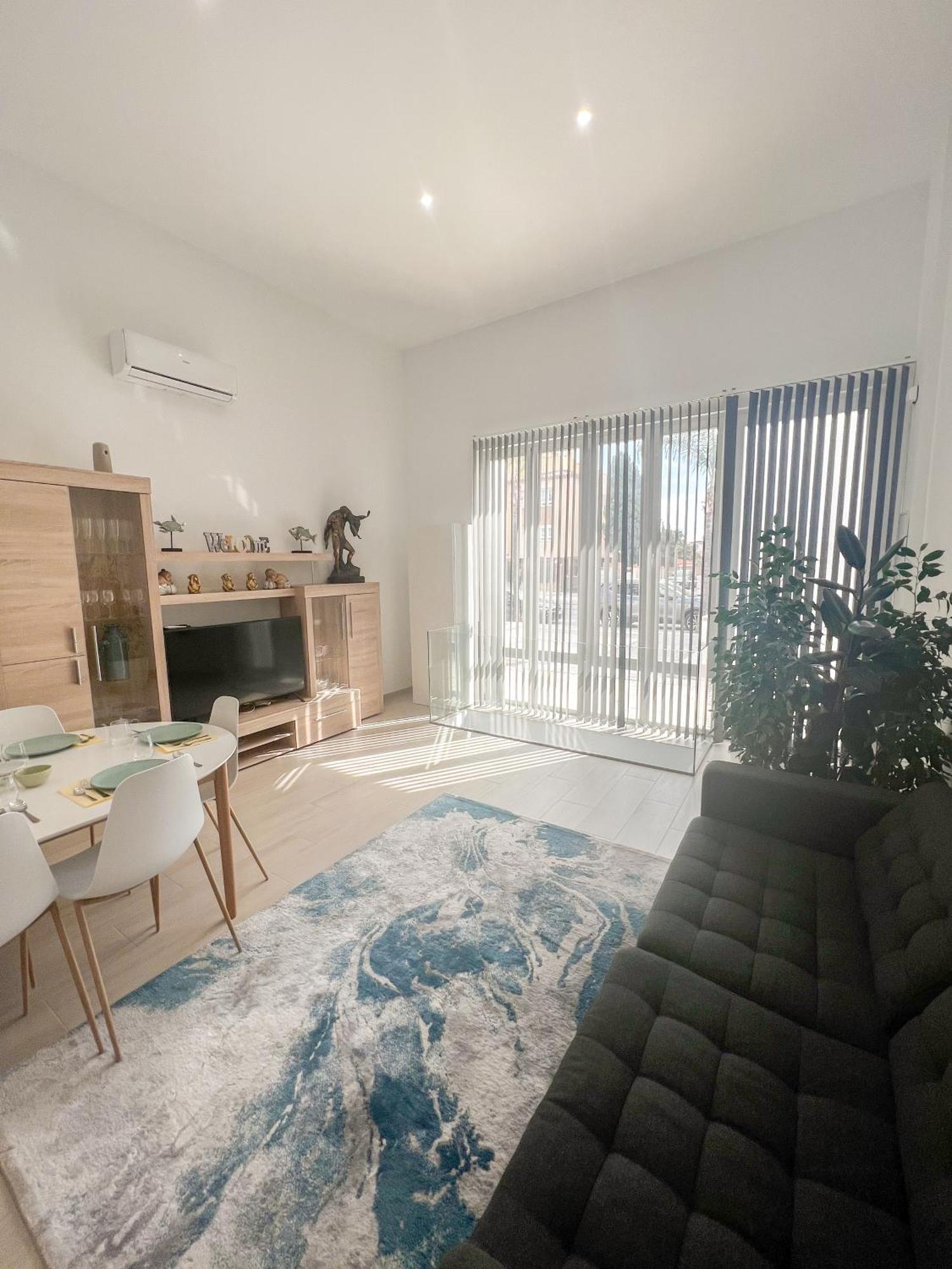 Cozy And Modern Family Flat Carihuela Lägenhet Torremolinos Exteriör bild